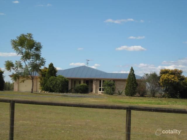 104 Lakes Dr, Laidley Heights, QLD 4341