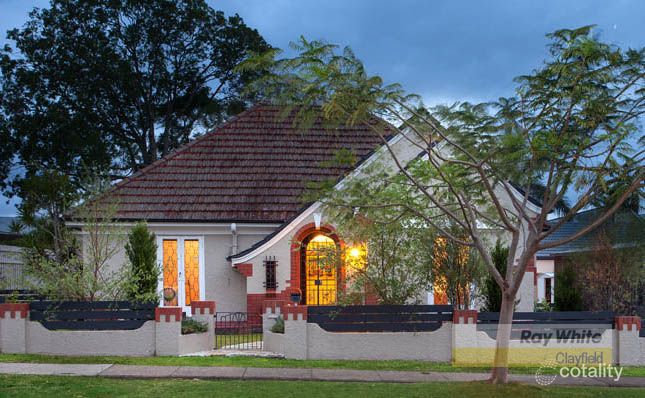 50 Sefton Rd, Hendra, QLD 4011