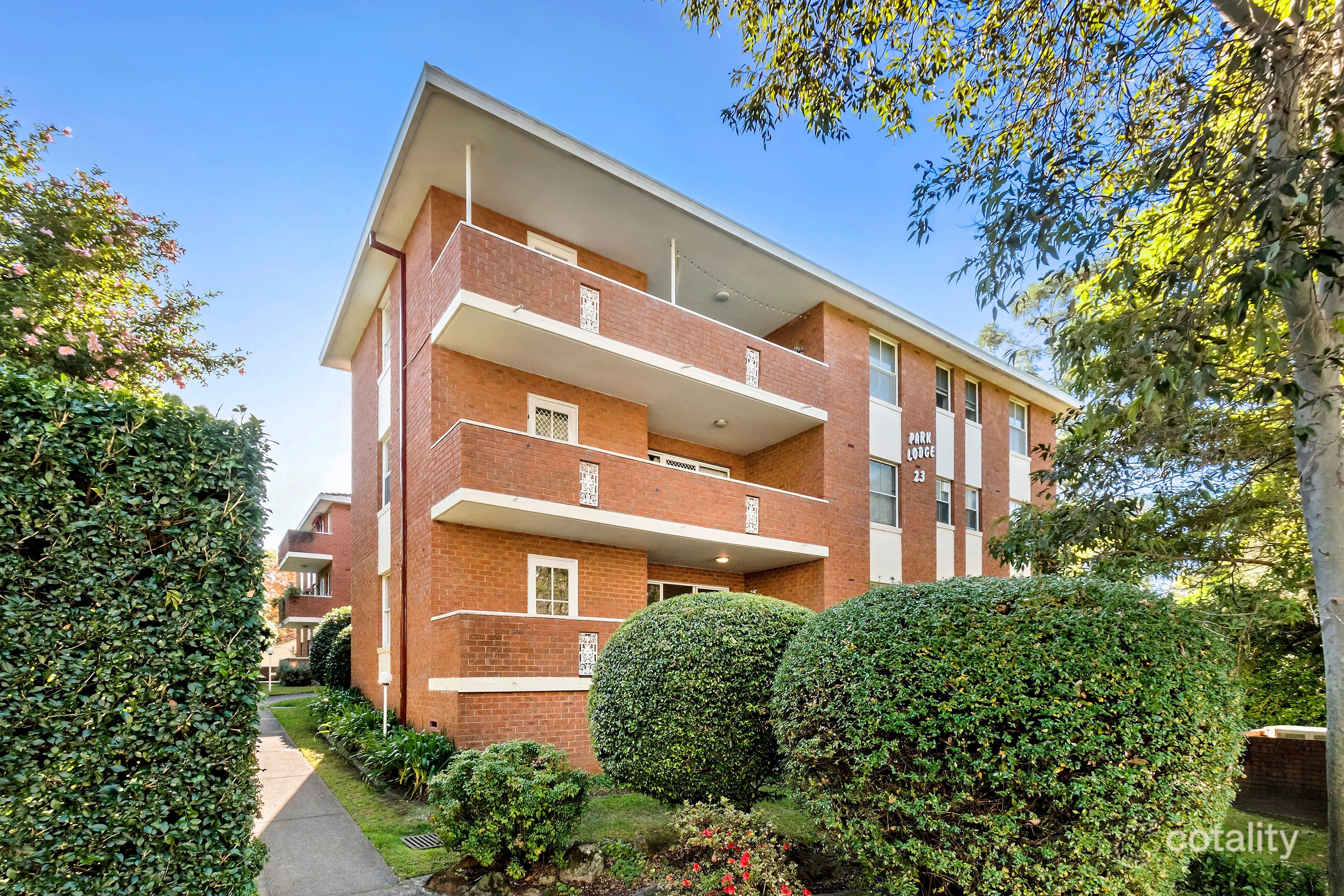 1/23 Edgeworth David Ave, Hornsby, NSW 2077