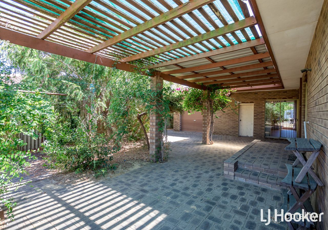 12 Wyton Pl, Gosnells, WA 6110