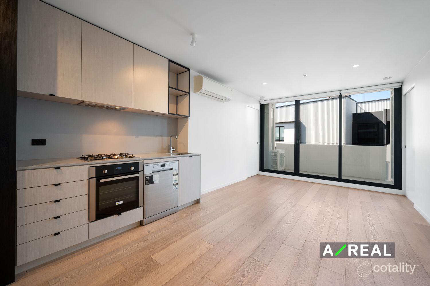 1111/61 Galada Ave, Parkville, VIC 3052