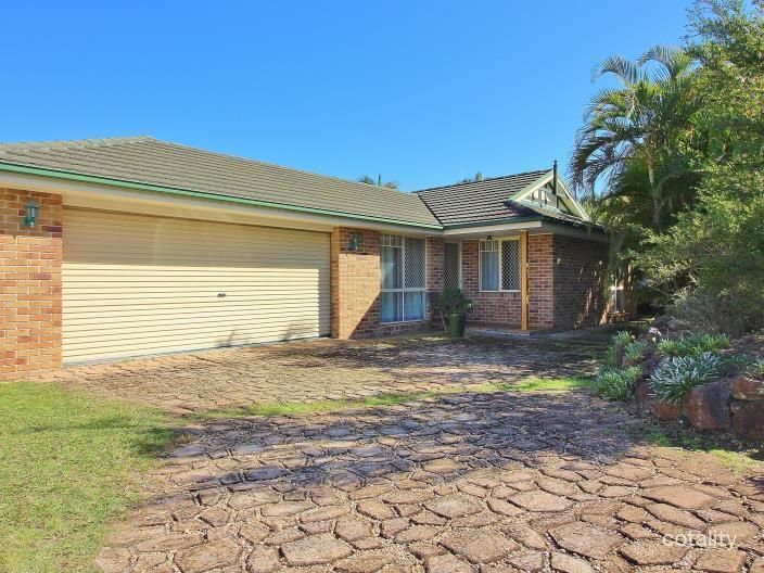 33 Washbrook Cres, Petrie, QLD 4502
