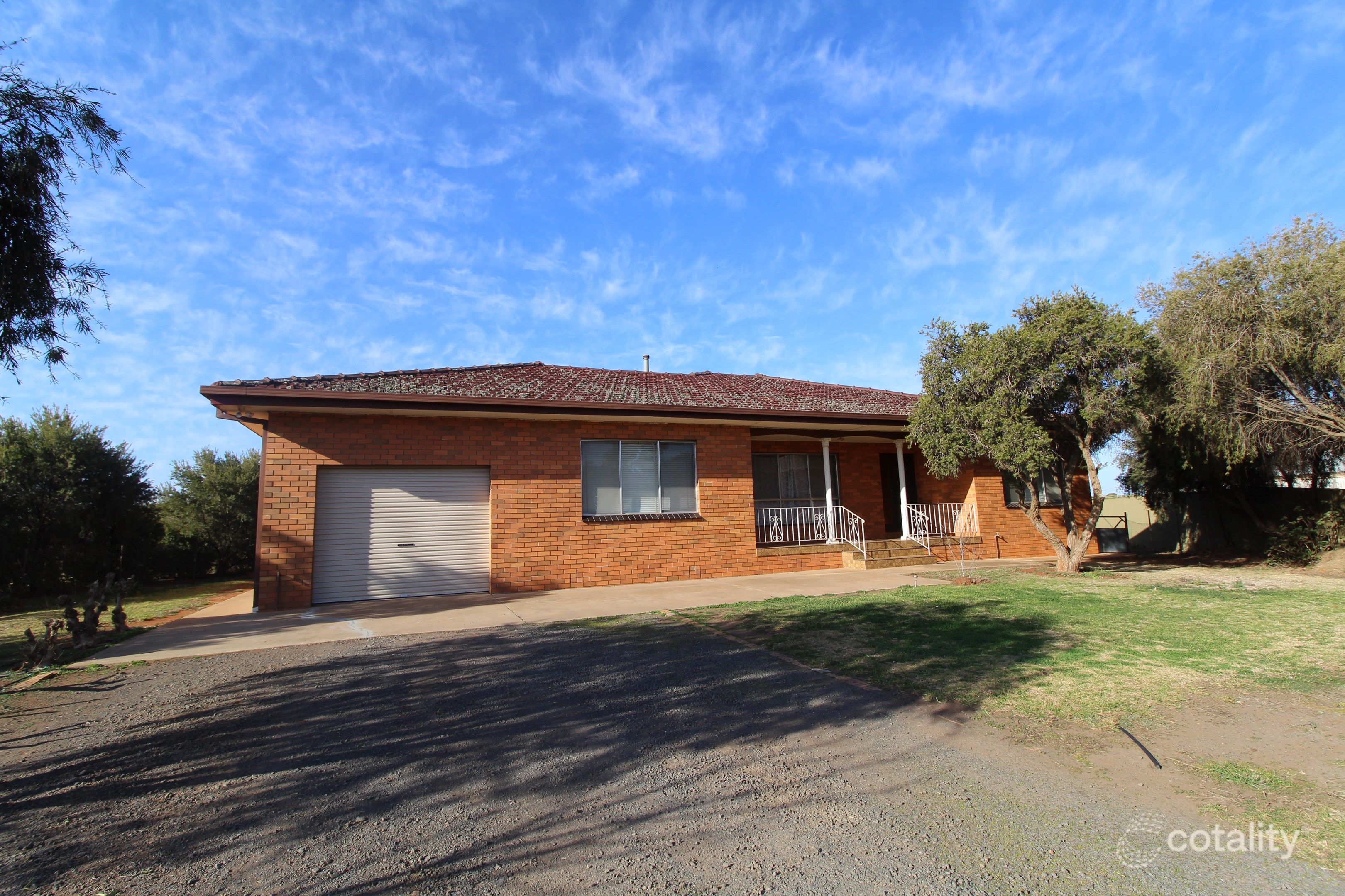 105 Watkins Ave, Griffith, NSW 2680