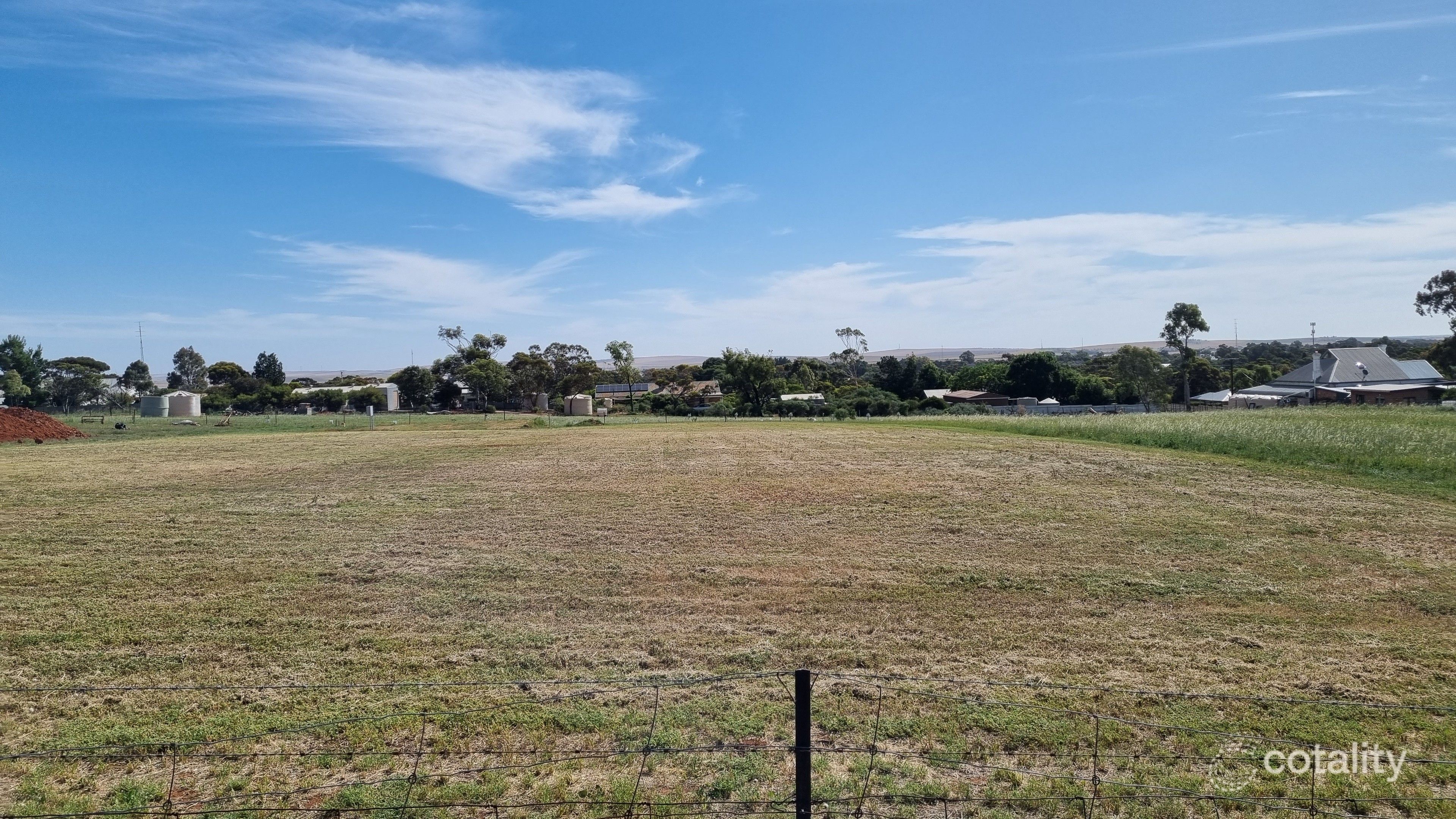 9 Sunkist Rd, Crystal Brook, SA 5523