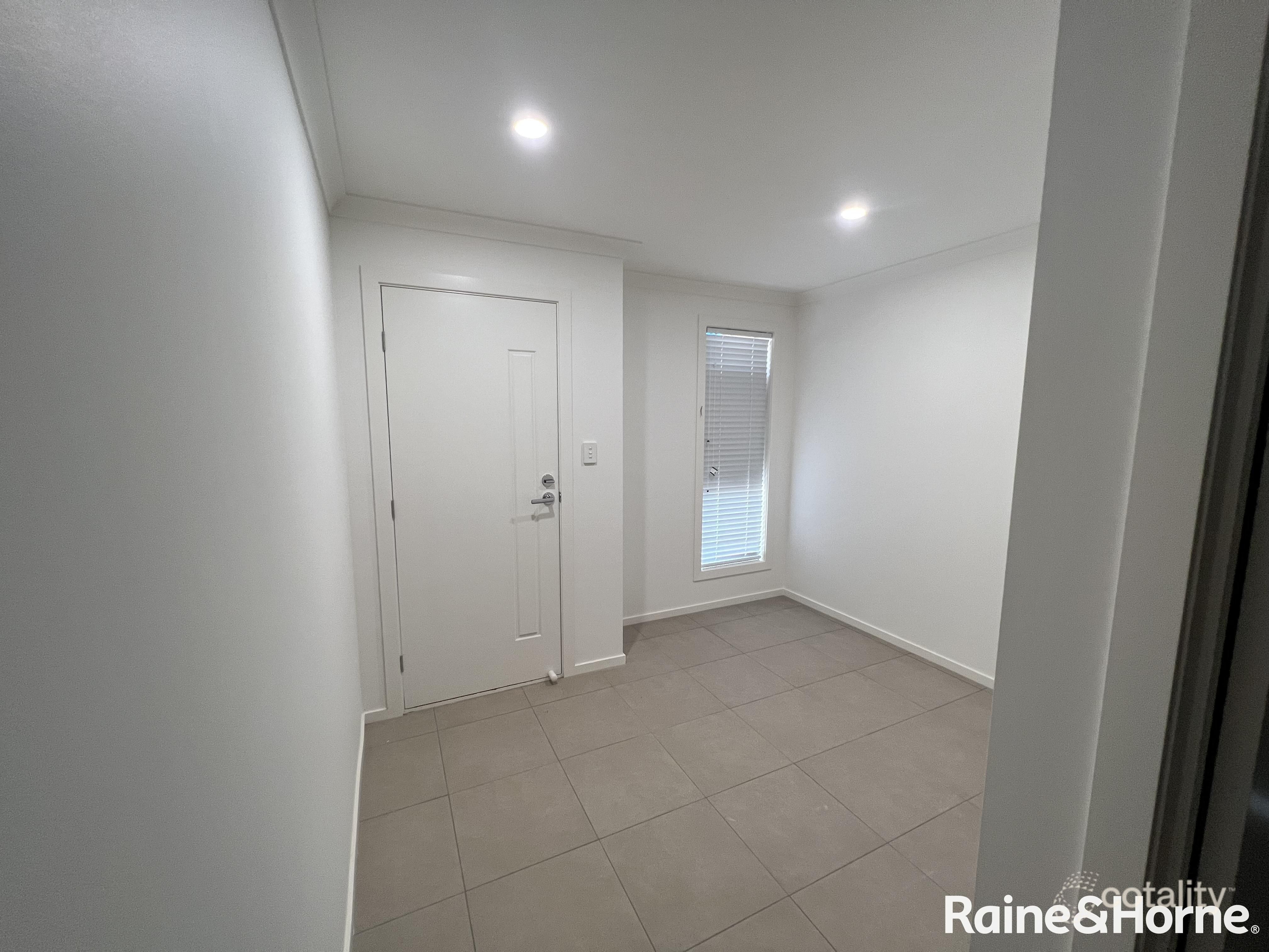 17 Cyclops St, Munno Para, SA 5115