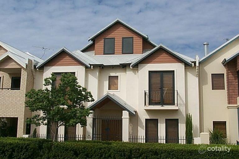 23 Tallow Tree Cres, Subiaco, WA 6008