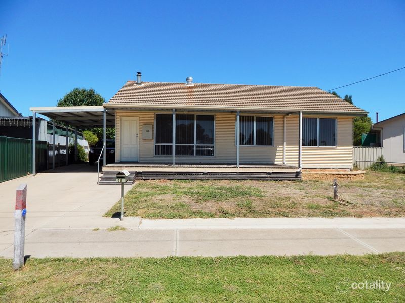 18 William St, Kerang, VIC 3579