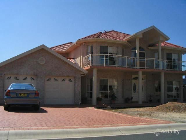 13 Mirbelia Ct, Voyager Point, NSW 2172