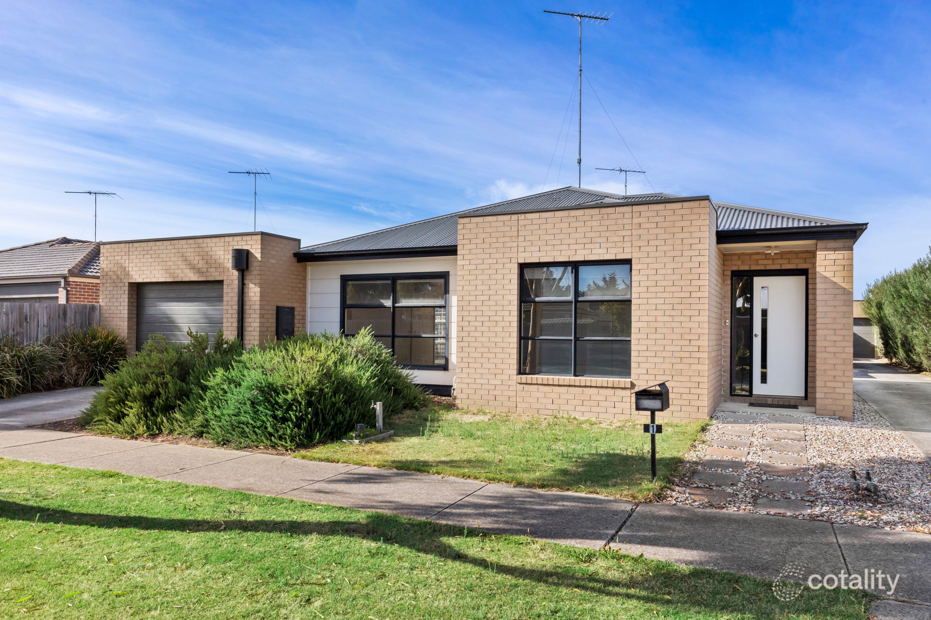 1/21 Benita Pl, Leopold, VIC 3224