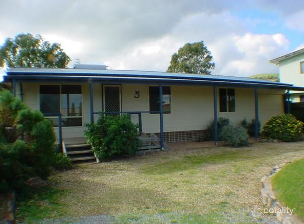 5 Broadbeach Dr, Carrickalinga, SA 5204