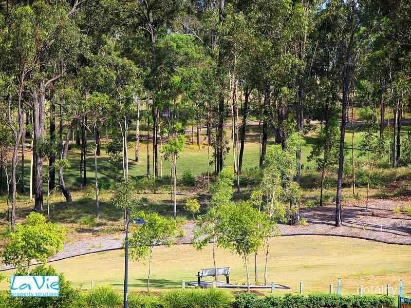 1 Kookaburra Pl, Brookwater, QLD 4300