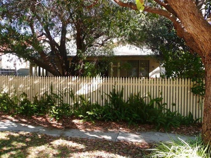 39 Tareena St, Nedlands, WA 6009