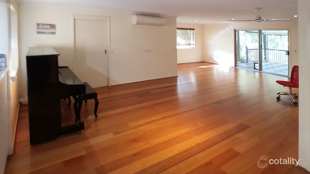 18 Nauria St, Fig Tree Pocket, QLD 4069