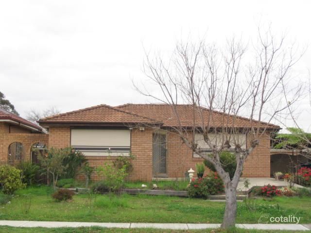 5 Arrowhead Rd, Greenfield Park, NSW 2176