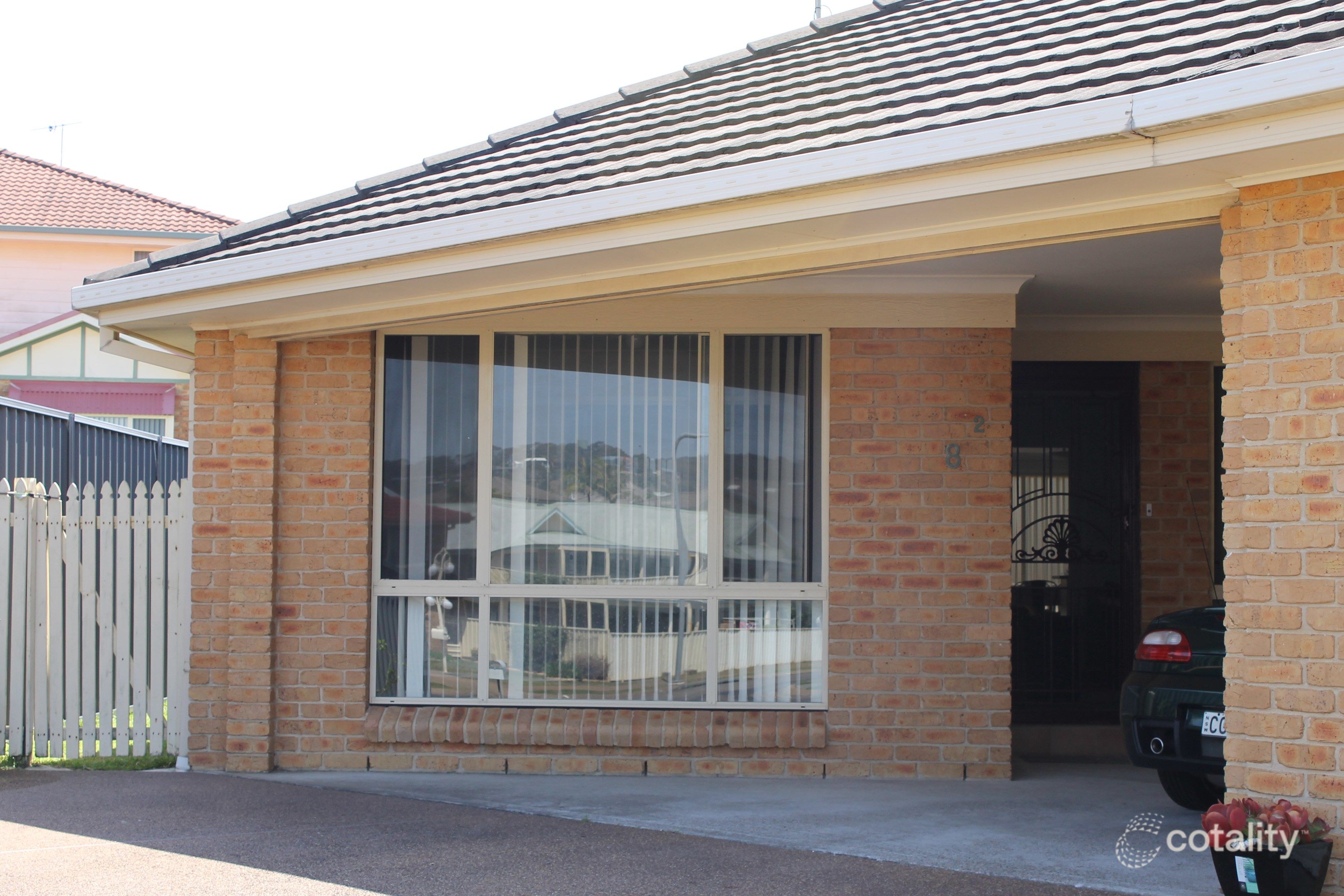 2/8 Caves Ct, Caves Beach, NSW 2281