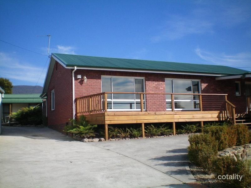 18 Wendourie Pde, Austins Ferry, TAS 7011
