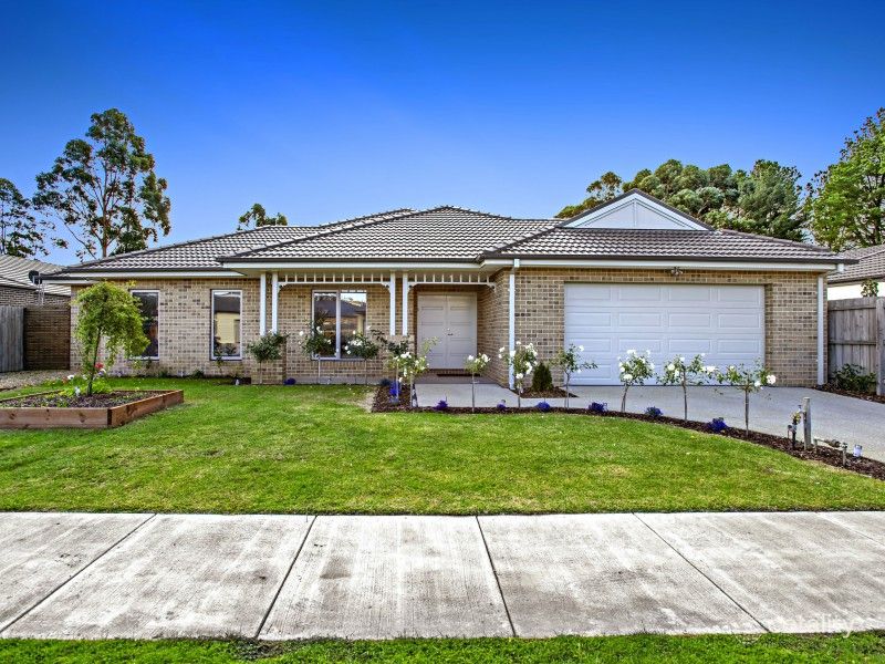 42 Vancleve Cres, Gisborne, VIC 3437