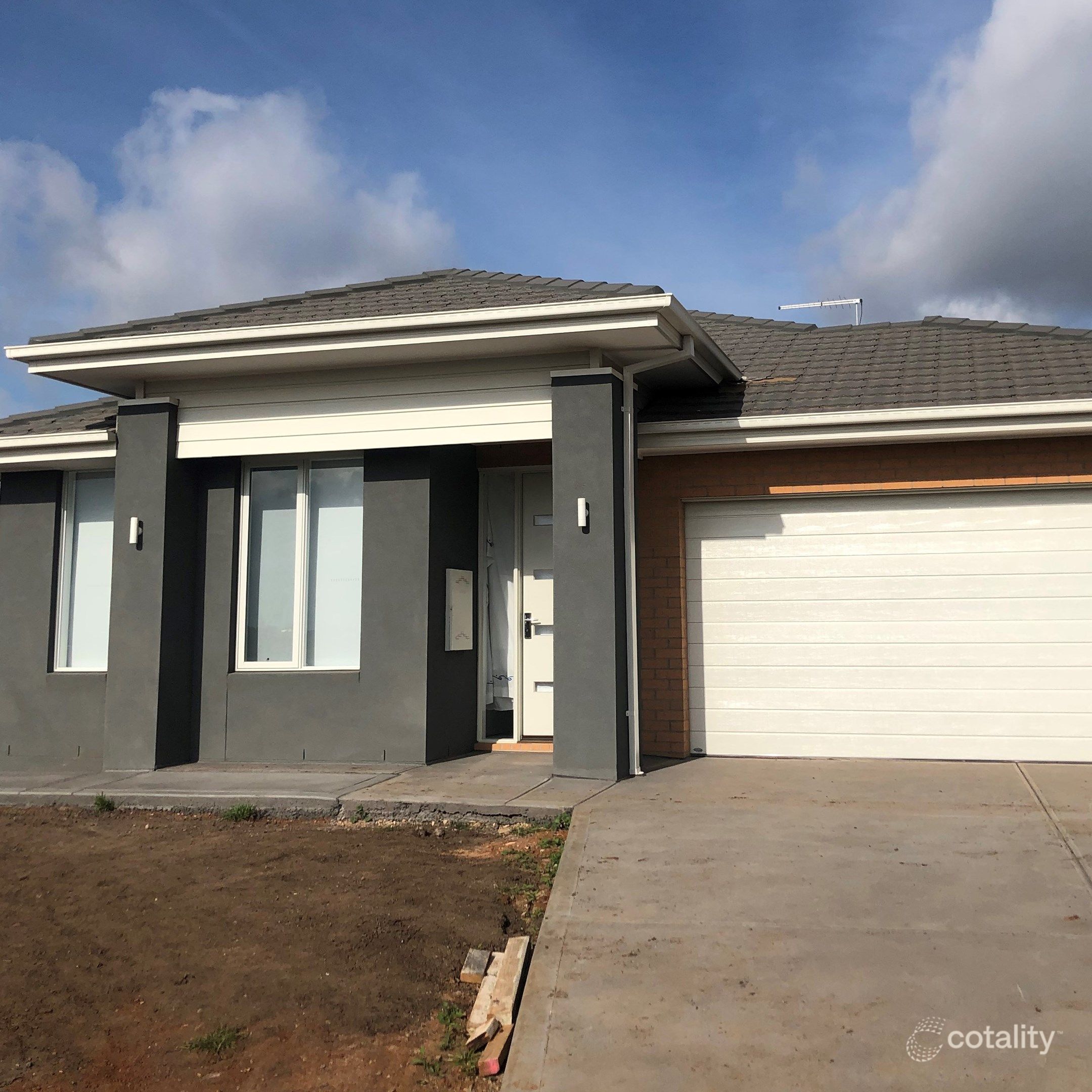 37 Lightsview Bvd, Rockbank, VIC 3335