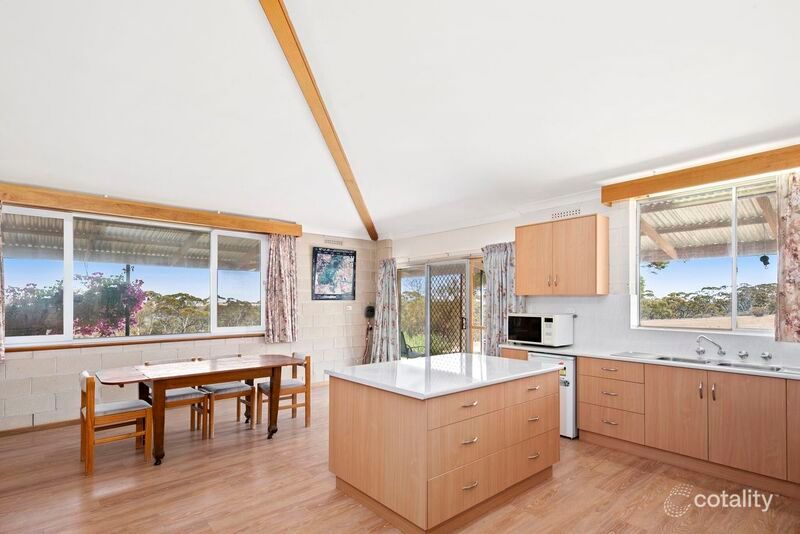 13 Brock Rd, Holder, SA 5330