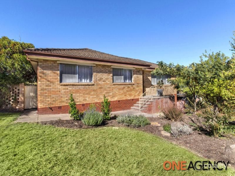 6 Lycett St, Weston, ACT 2611