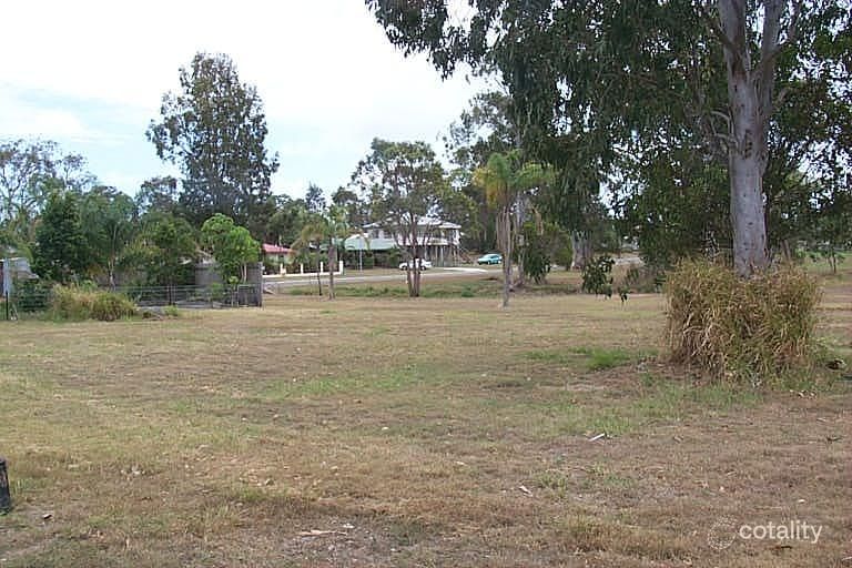 6 Skinner Cres, Urangan, QLD 4655