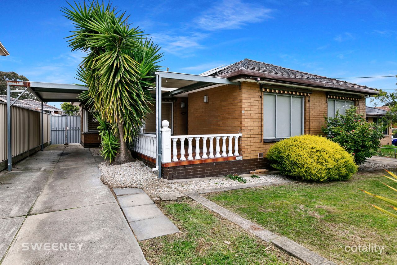 16 Fairbairn Rd, Sunshine West, VIC 3020