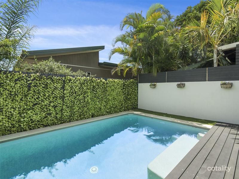 1/135 Laguna Ave, Palm Beach, QLD 4221