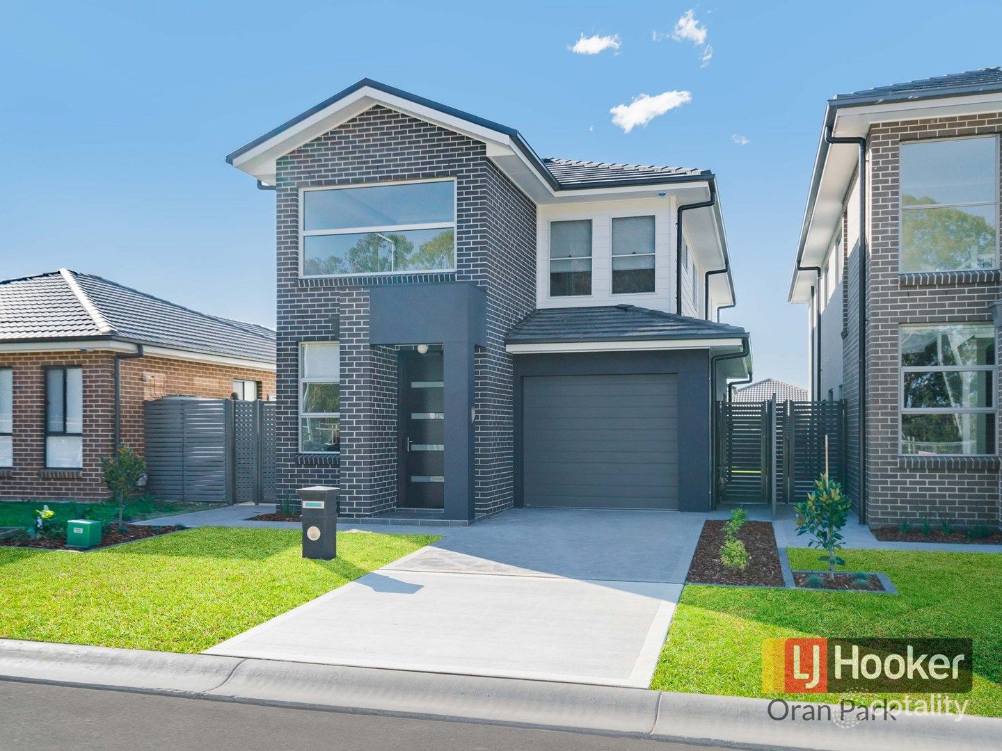 16a Howard Loop, Oran Park, NSW 2570
