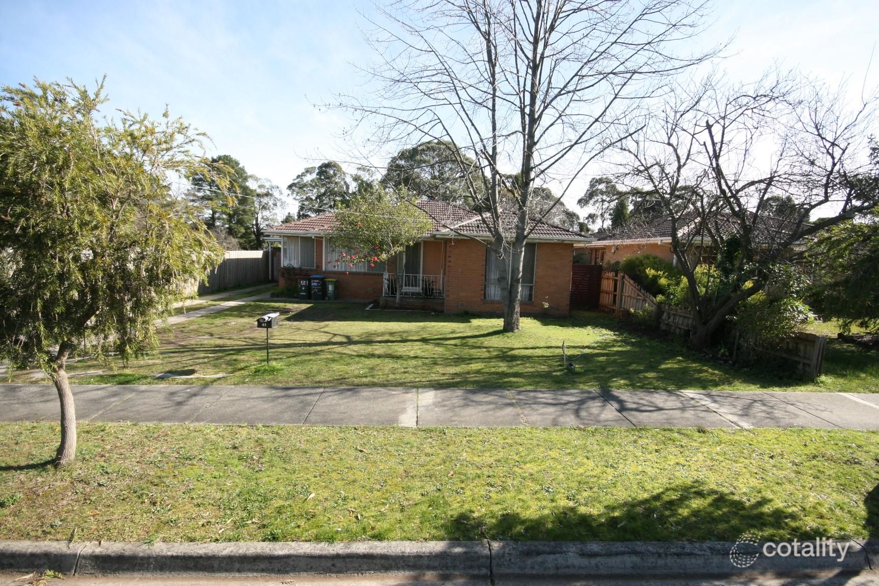 41 Rodney Dr, Knoxfield, VIC 3180
