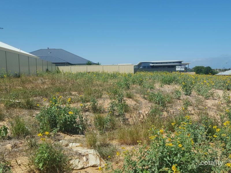 8 Moorings Loop, Sunset Beach, WA 6530