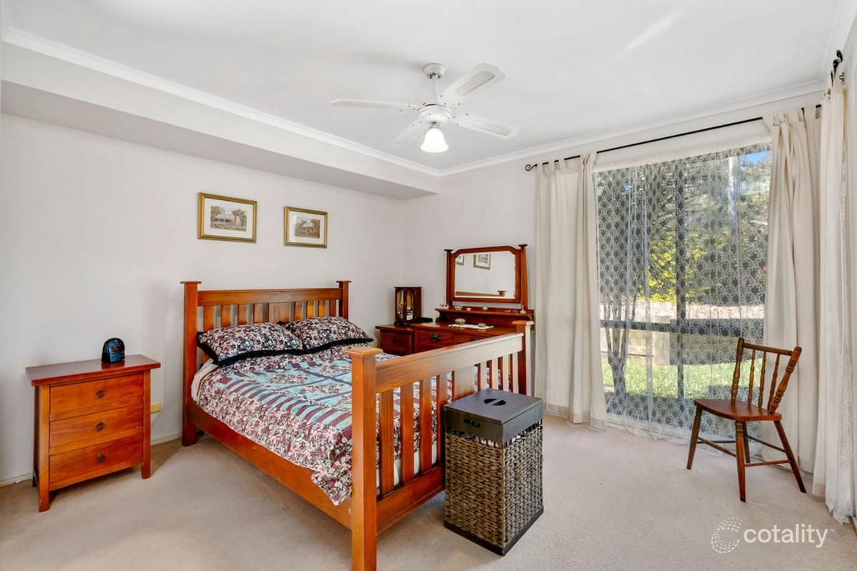 34 Teasdale Dr, Nerang, QLD 4211