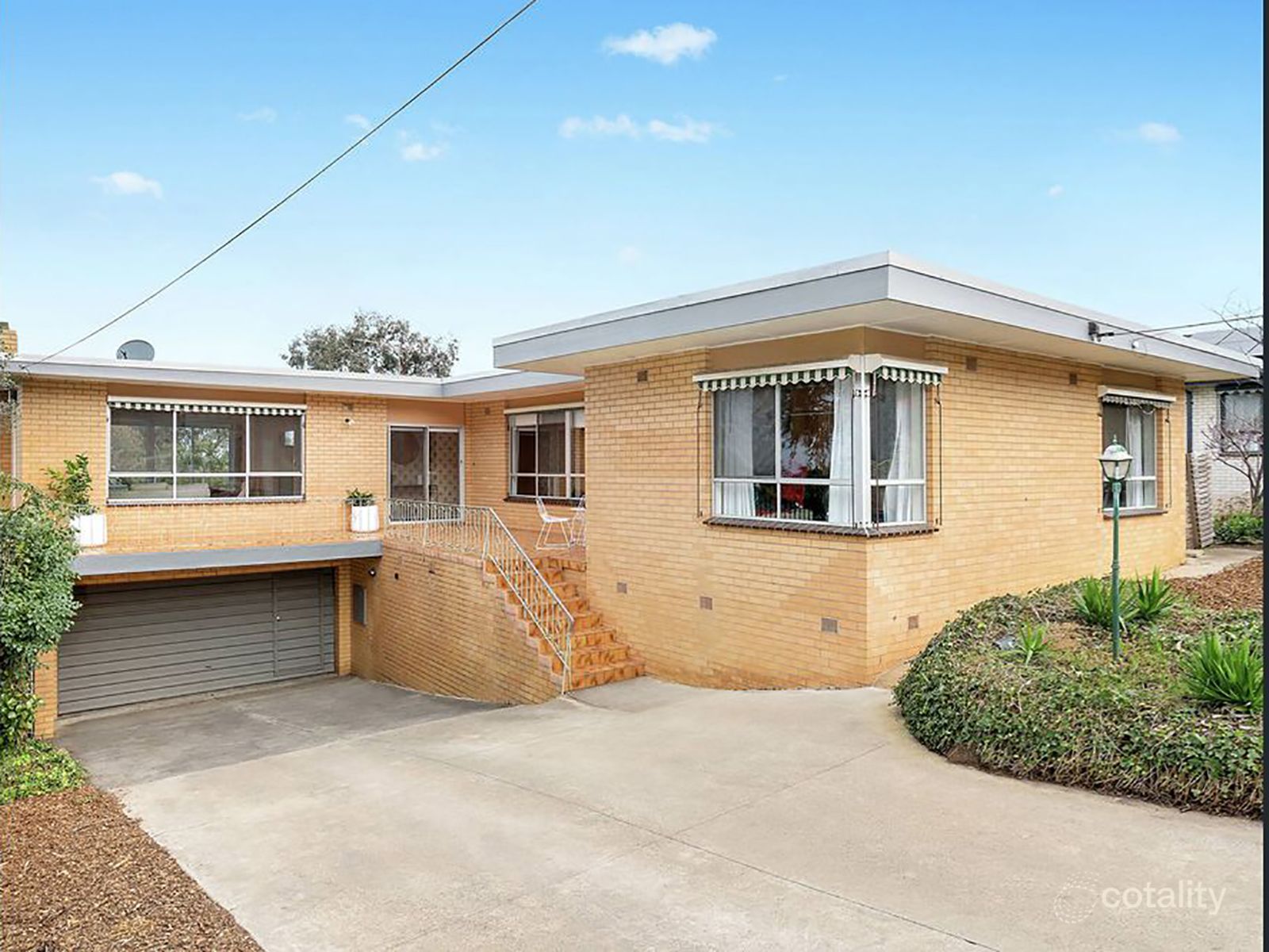 35 Reigate Rd, Highton, VIC 3216