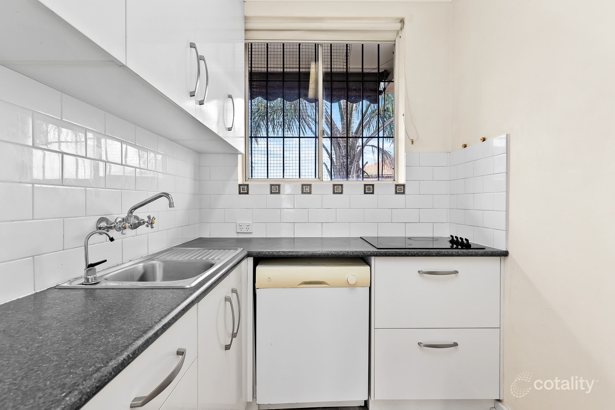 14-15 Musgrave Rd, Red Hill, QLD 4059