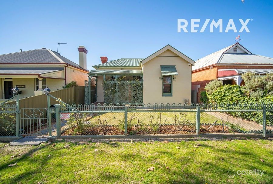93 Best St, Wagga Wagga, NSW 2650