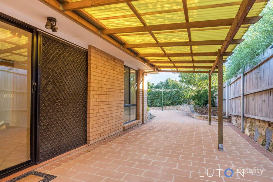 33 Bunduluk Cres, Ngunnawal, ACT 2913