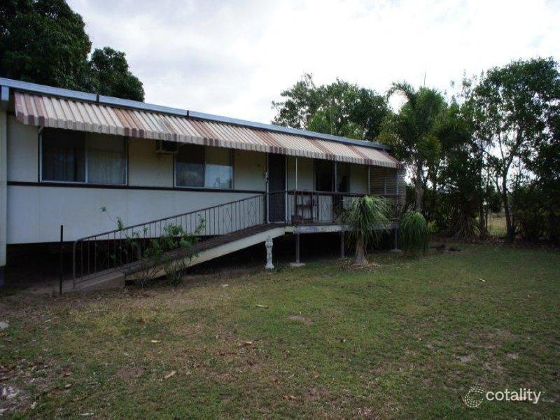 150 Field Rd, Woodstock, QLD 4816