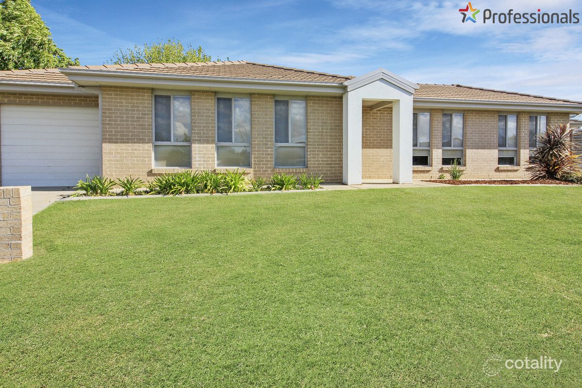31 Woomera Pl, Glenfield Park, NSW 2650