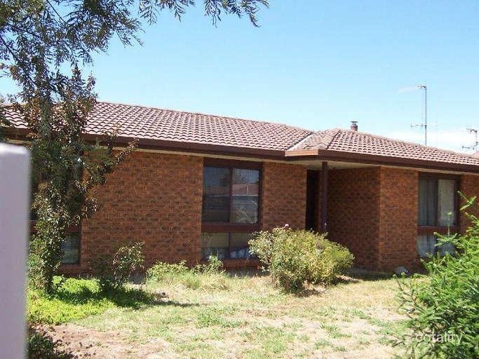 124 Burton St, Deniliquin, NSW 2710
