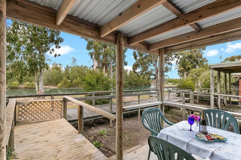 15 Old Punt Rd, Swan Bay, NSW 2324