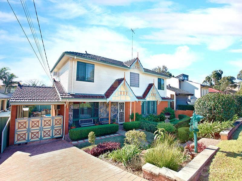 48 Amaroo Ave, Georges Hall, NSW 2198