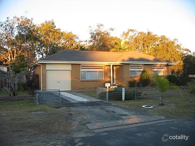 1 Montgomery Ave, Canton Beach, NSW 2263