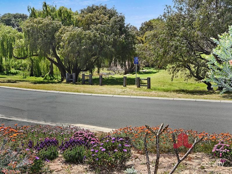 18 Charterhouse Cl, East Bunbury, WA 6230