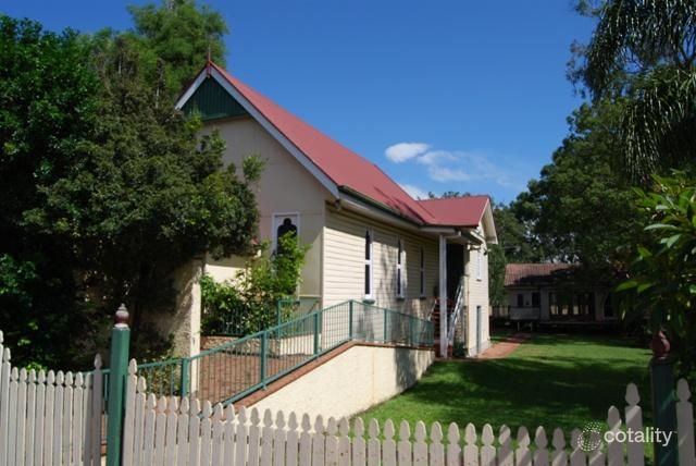 95 Kianawah Rd, Wynnum West, QLD 4178