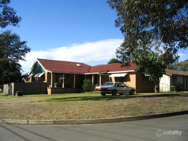 69 Bungarra Cres, Chipping Norton, NSW 2170