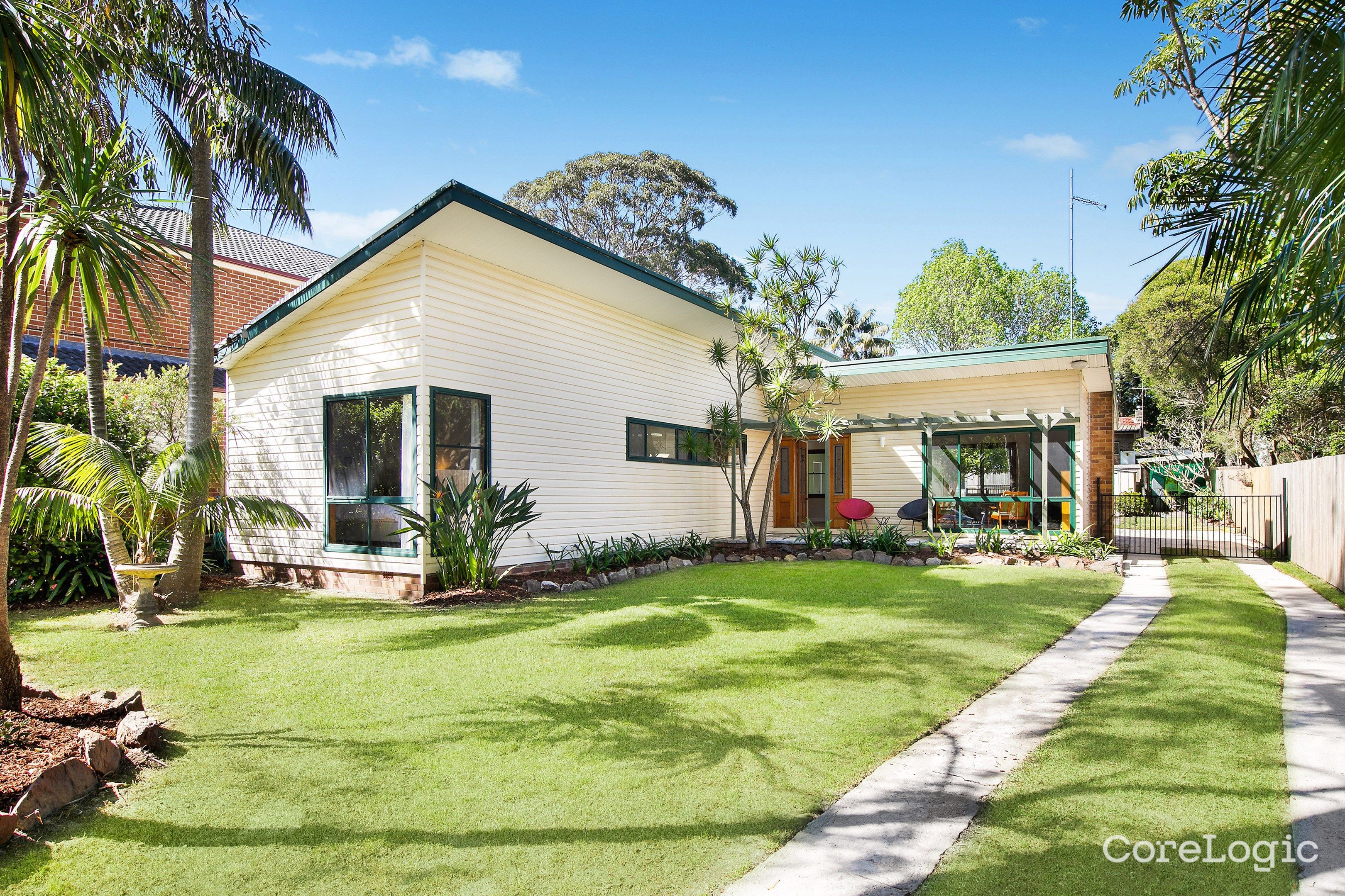 18 Bennett St, Curl Curl, NSW 2096