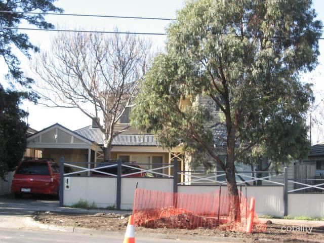 64 Hoffmans Rd, Essendon, VIC 3040