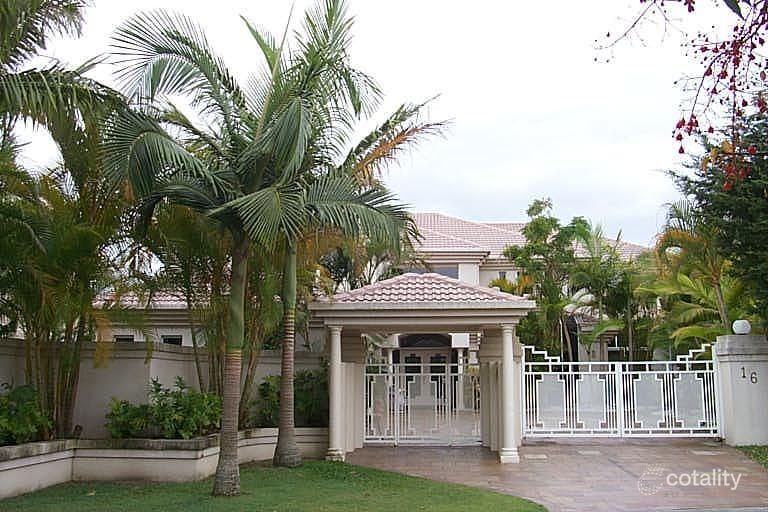 16 Cheval Ct, Benowa, QLD 4217