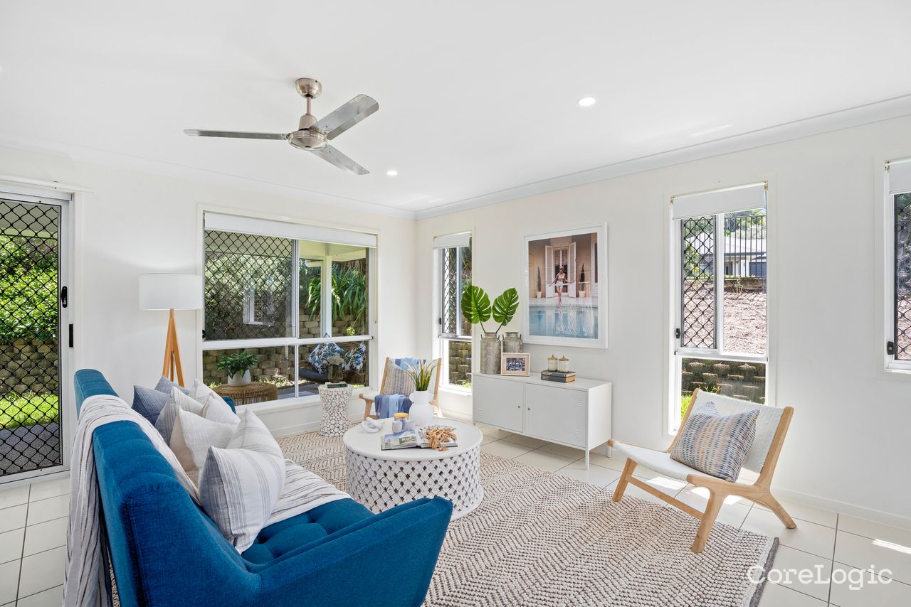 1 Hillstone Cres, Maudsland, QLD 4210