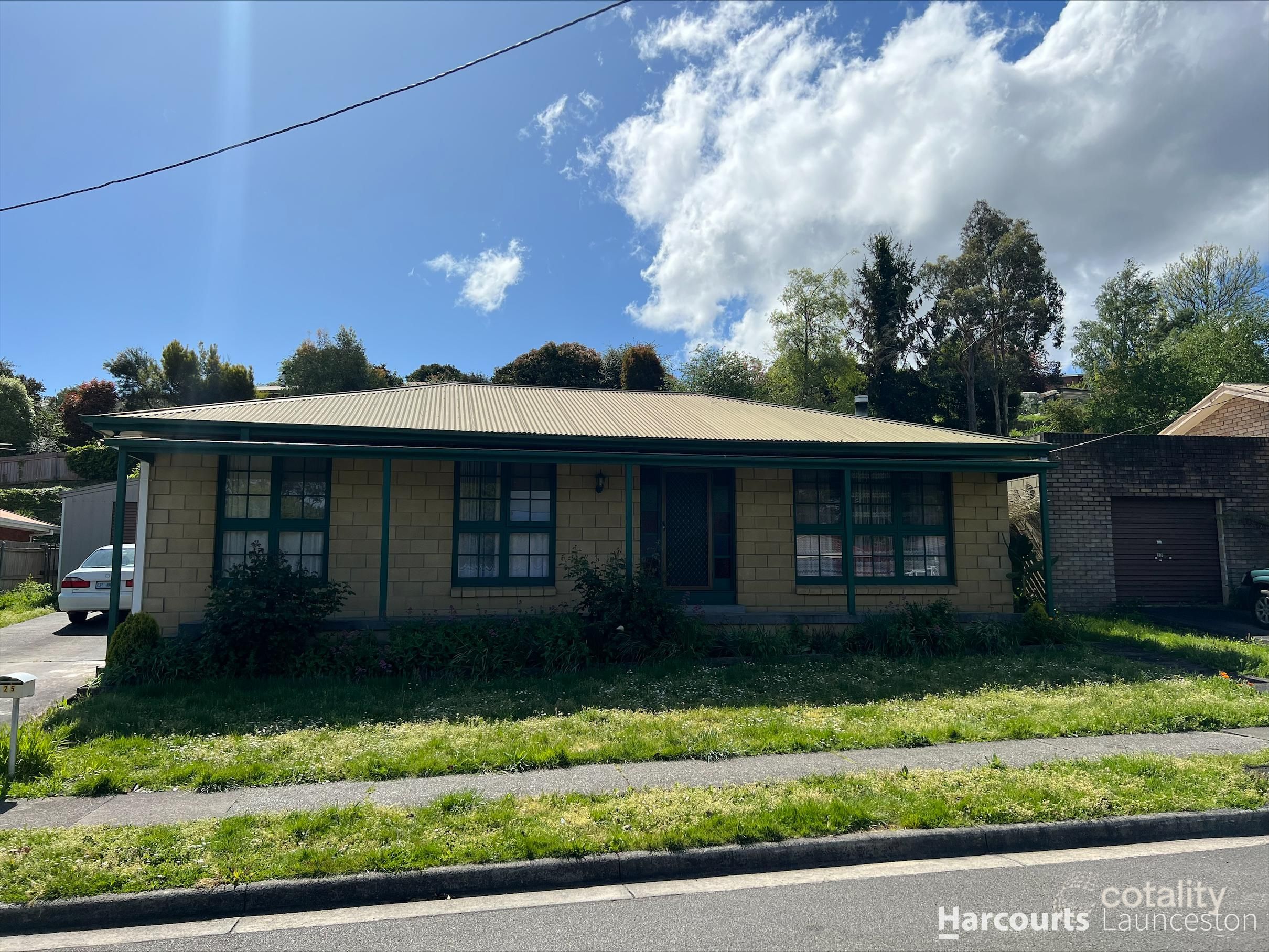 25 Parklands Pde, Newnham, TAS 7248