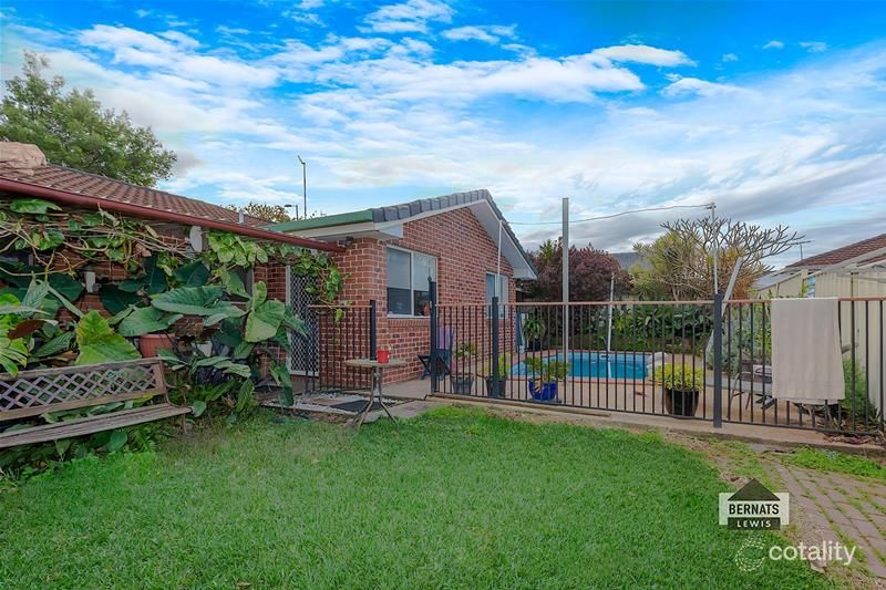 6 Taylor St, Eagleby, QLD 4207